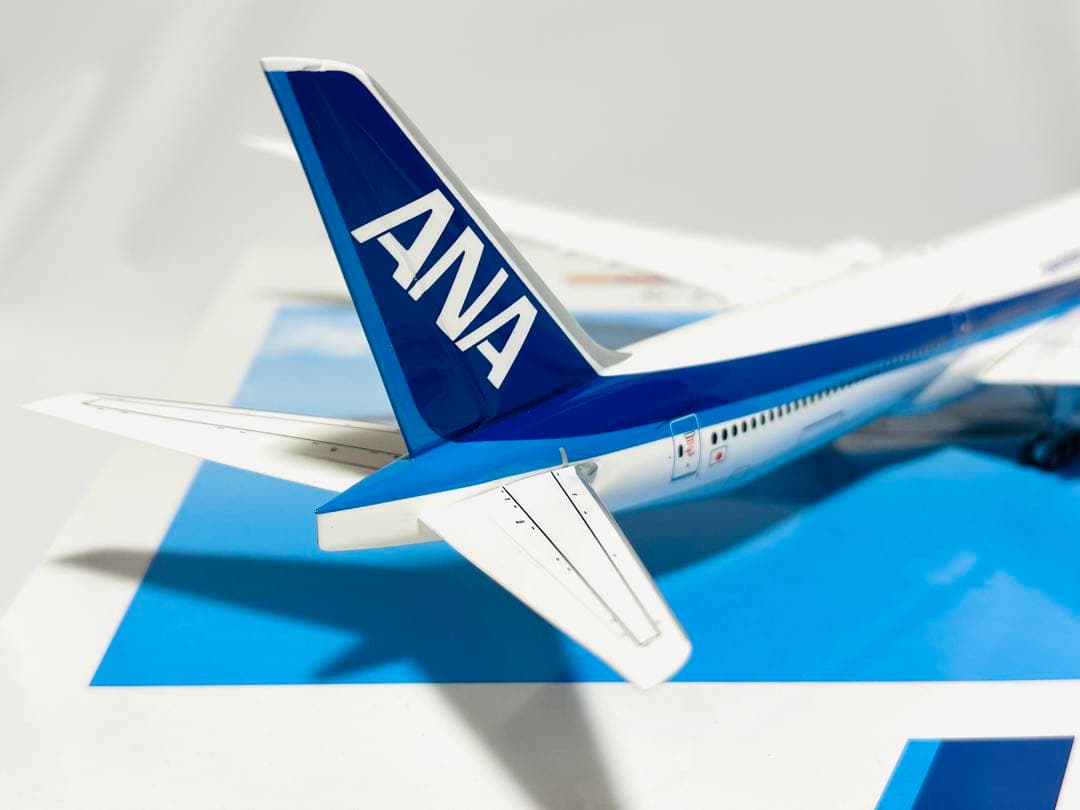 全日空商事 1/200 ANA B777-9 NH20099