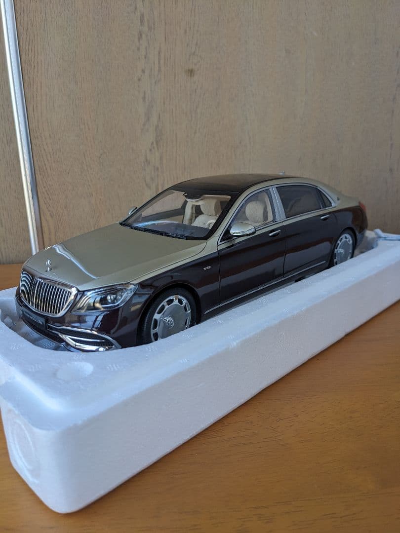 自動車 ALMOST REAL1/18 Mercedes-Maybach S-Class