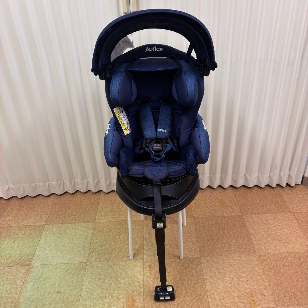 クリーニング済　☆綺麗☆　新生児　アップリカ　フラディアグロウ　ISOFIX　紺