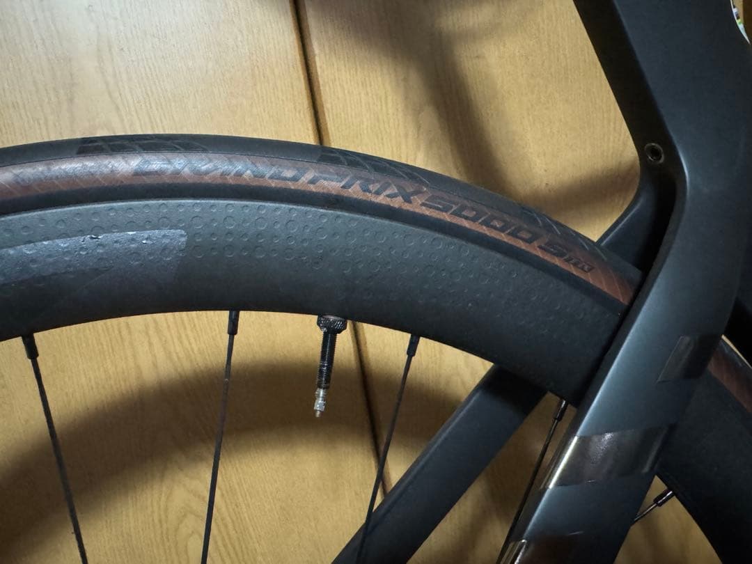 専用販売　CANYON AEROAD CFR Disc 9 RED ETap