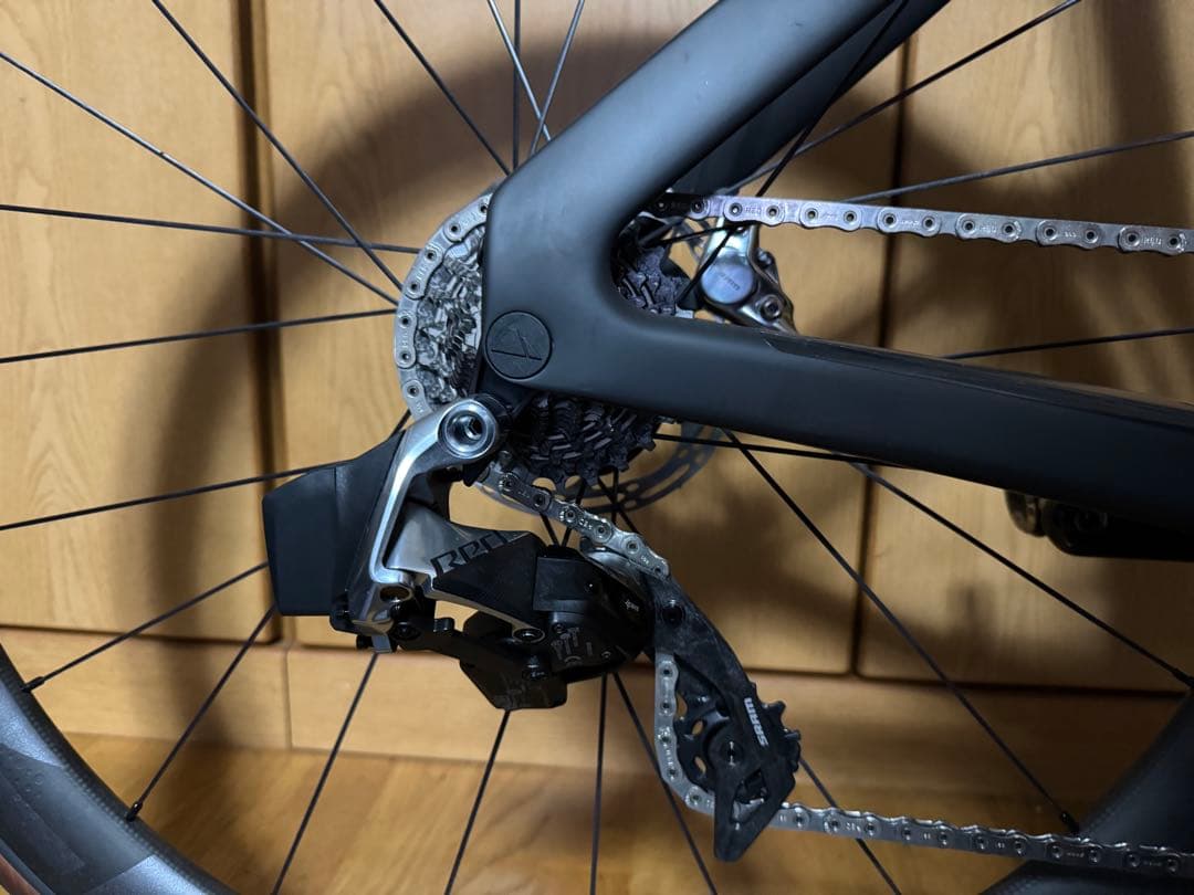 専用販売　CANYON AEROAD CFR Disc 9 RED ETap