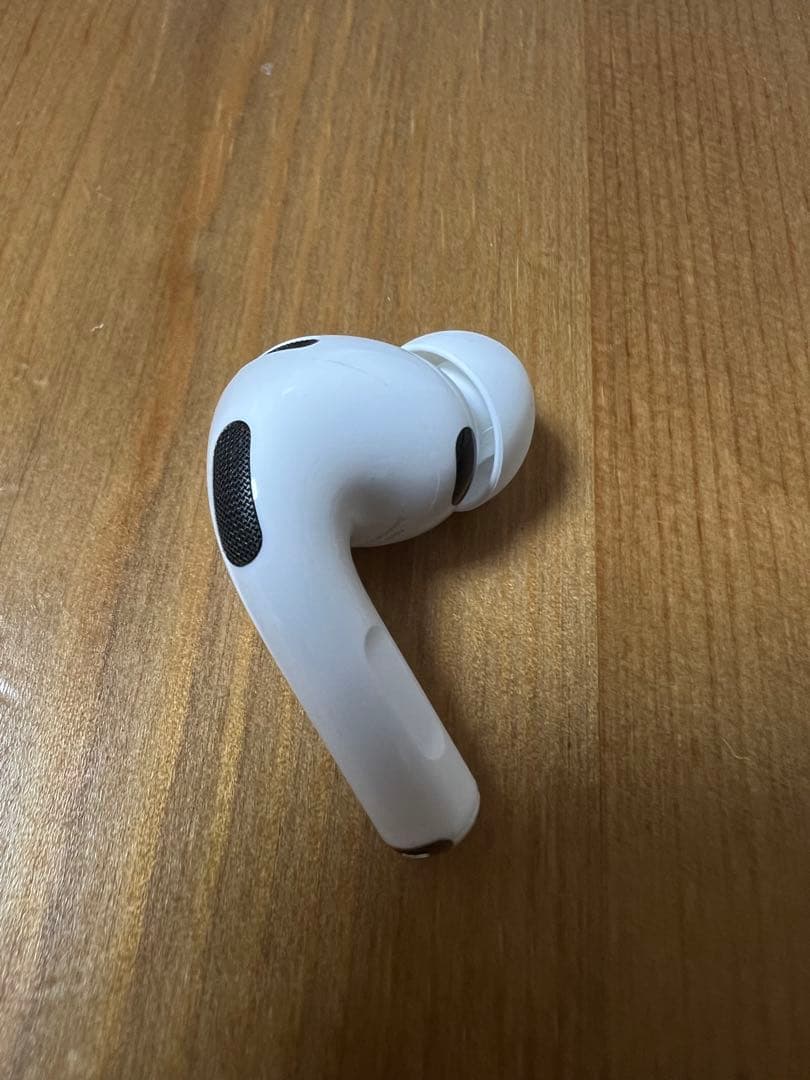 AirPods Pro 3/ 正規品　右耳のみ(A3063)