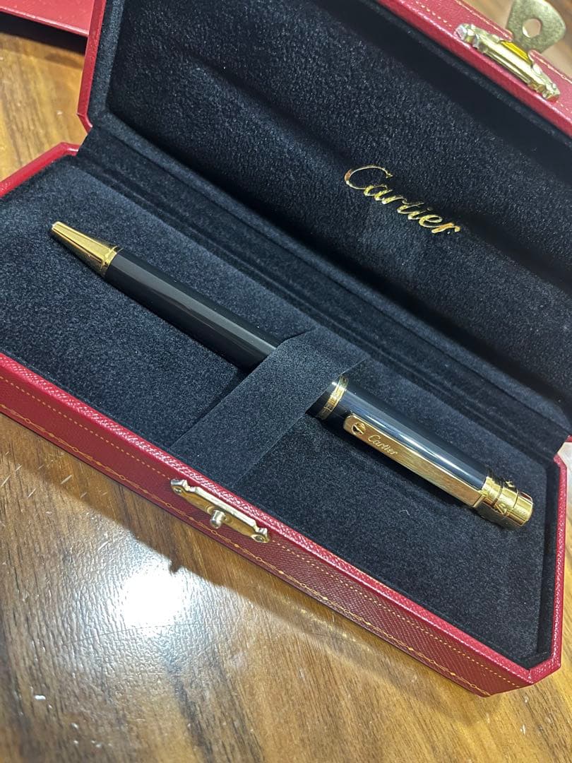 【新品未使用】Cartier ボールペン 本体 黒