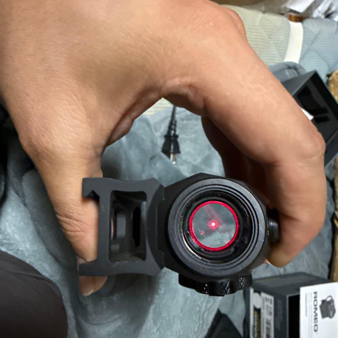 SIG SAUER ROMEO5 実物