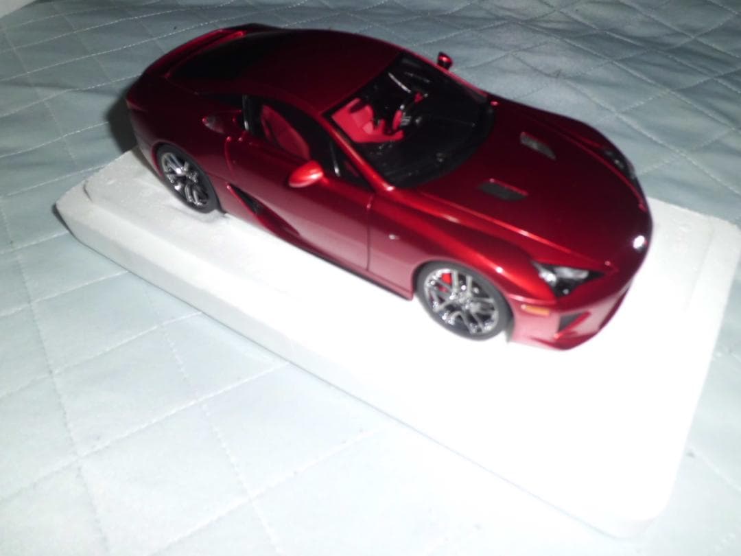 【現状品】オートアート 1/18 レクサス LFA パール・レッド