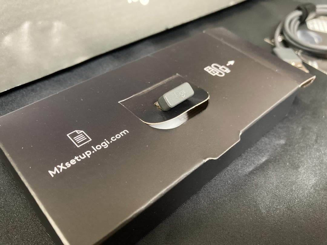 白キー付き ロジクール MX MECHANICAL MINI キーボード 赤軸