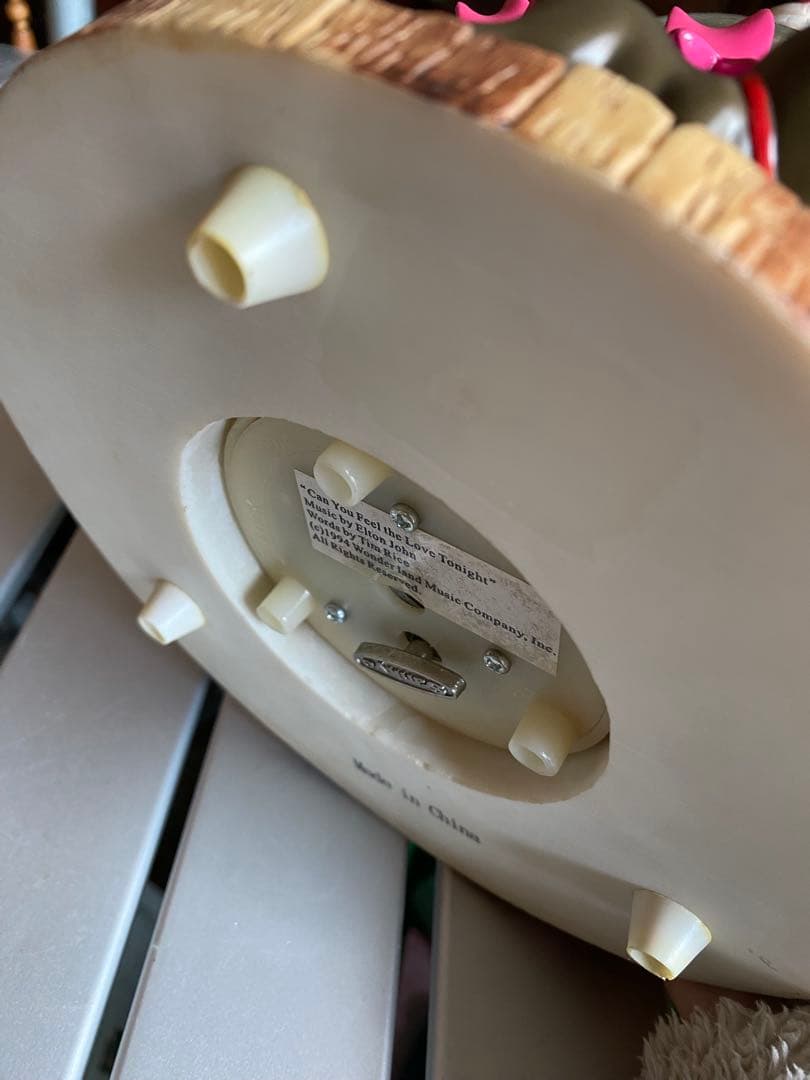 不思議の国のアリス チェシャ猫　スノードーム　オルゴール　フィギュア