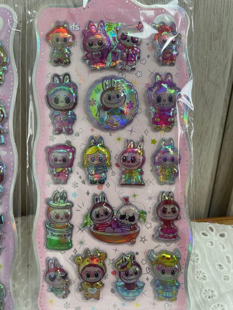 ラブブPOP MART購入♪シークレット♡100%本物！シール3点プレゼント‼︎