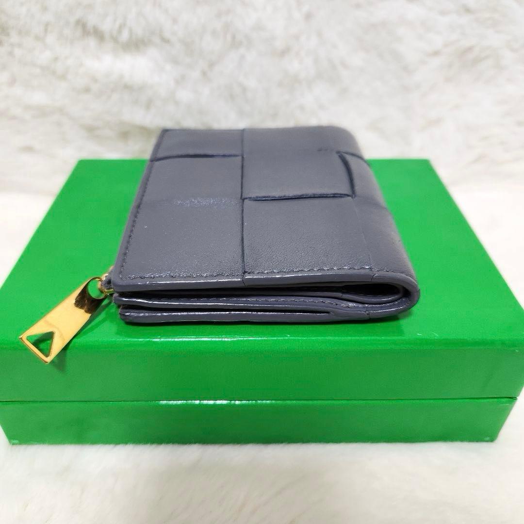 ✨極美品　RFID搭載✨ボッテガ　二つ折り　カセット　イントレチャート　グレー