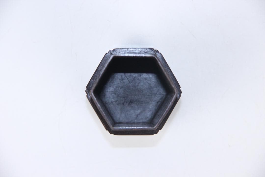 昇斎　作　鉄刀木 葫蘆形透かし 莨入 茶入　共箱 ED1-8