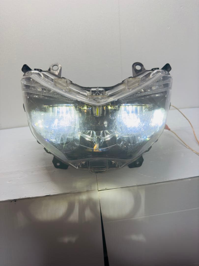 SE86J N-MAX125☆純正LEDヘッドライト☆