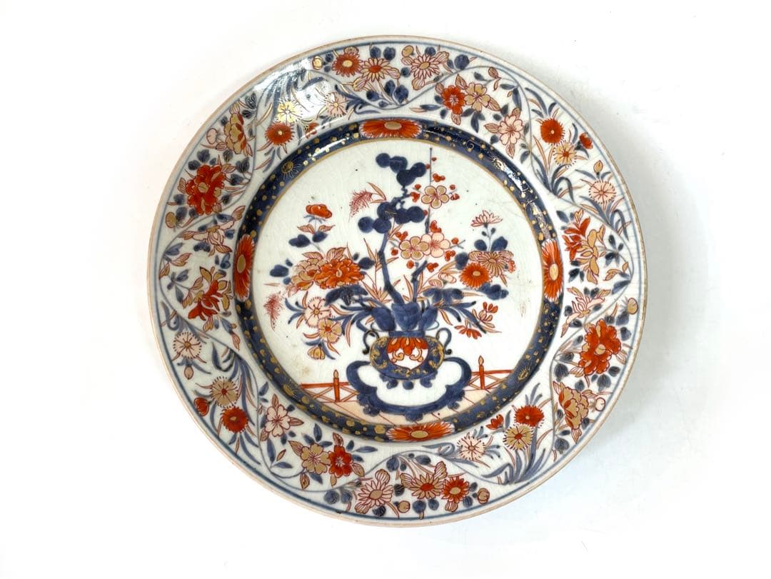 骨董　アンティーク　古伊万里　色絵　輸出伊万里　花唐草　花籠文様　皿　丸皿