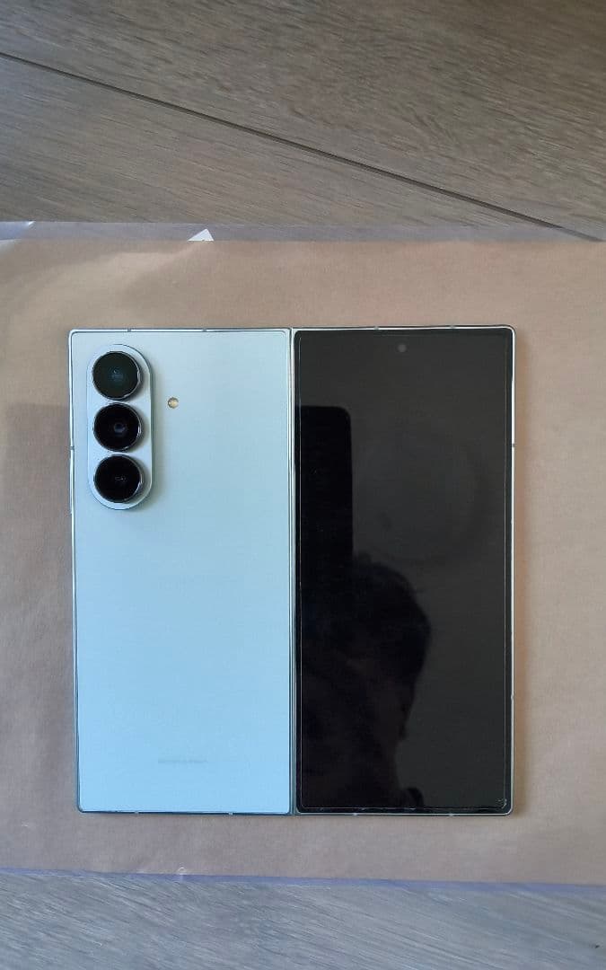 Samsung Galaxy Z Fold7 simフリーモデル　ミント色