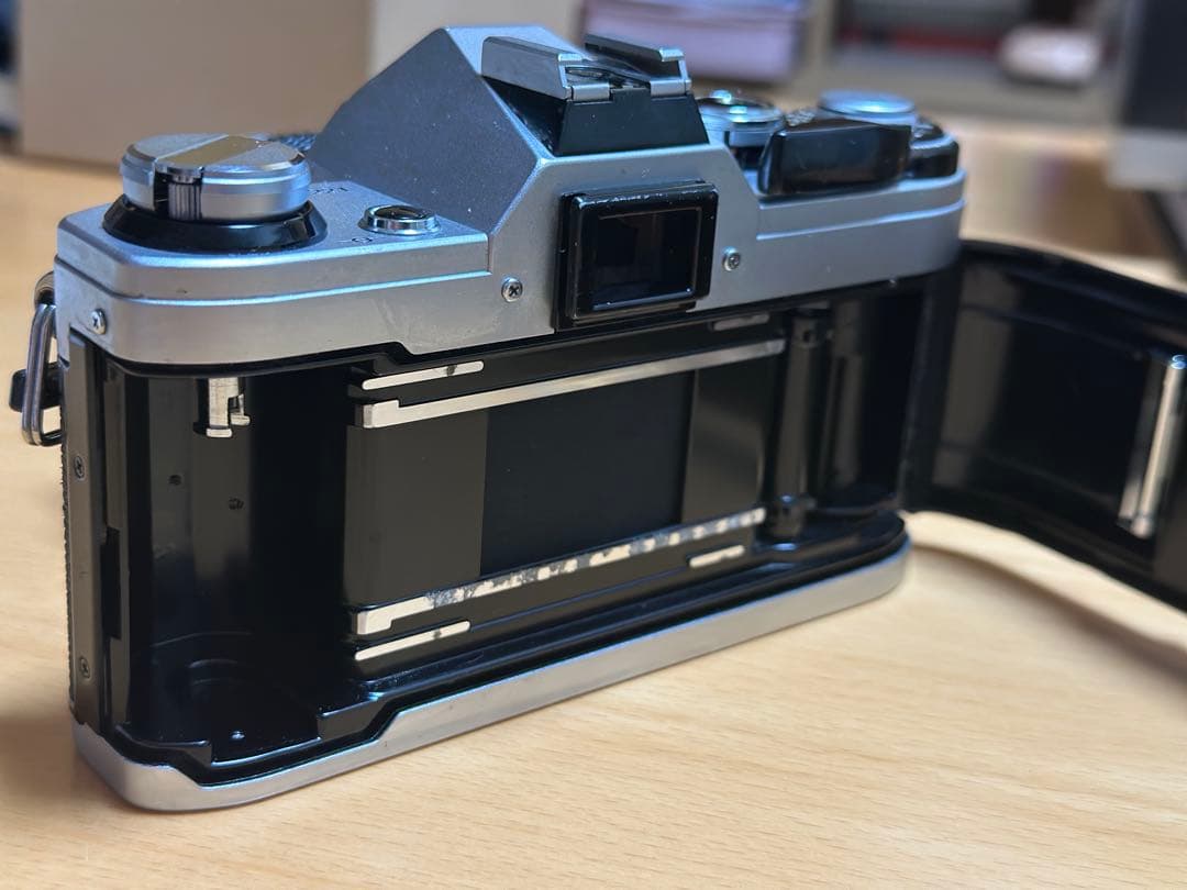 Canon AE-1 フィルムカメラ 50mm F1.8レンズ付き