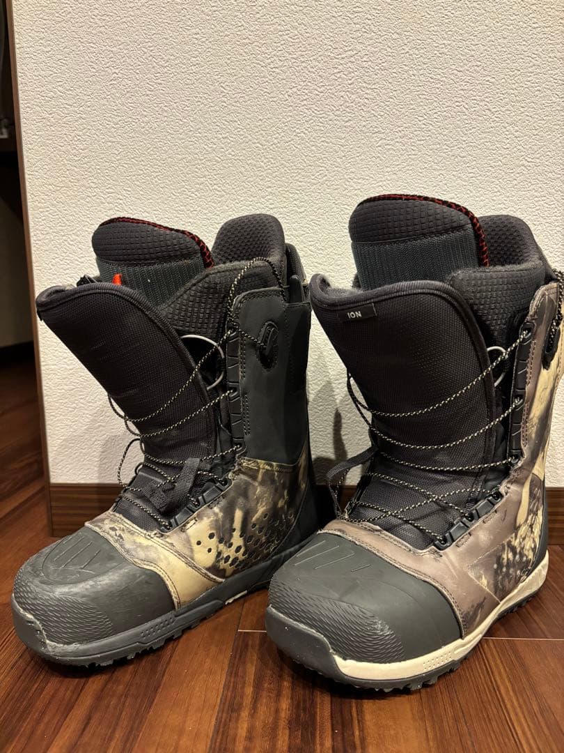 まんばん　BURTON ION AF アイオン　7インチ 25.０cm