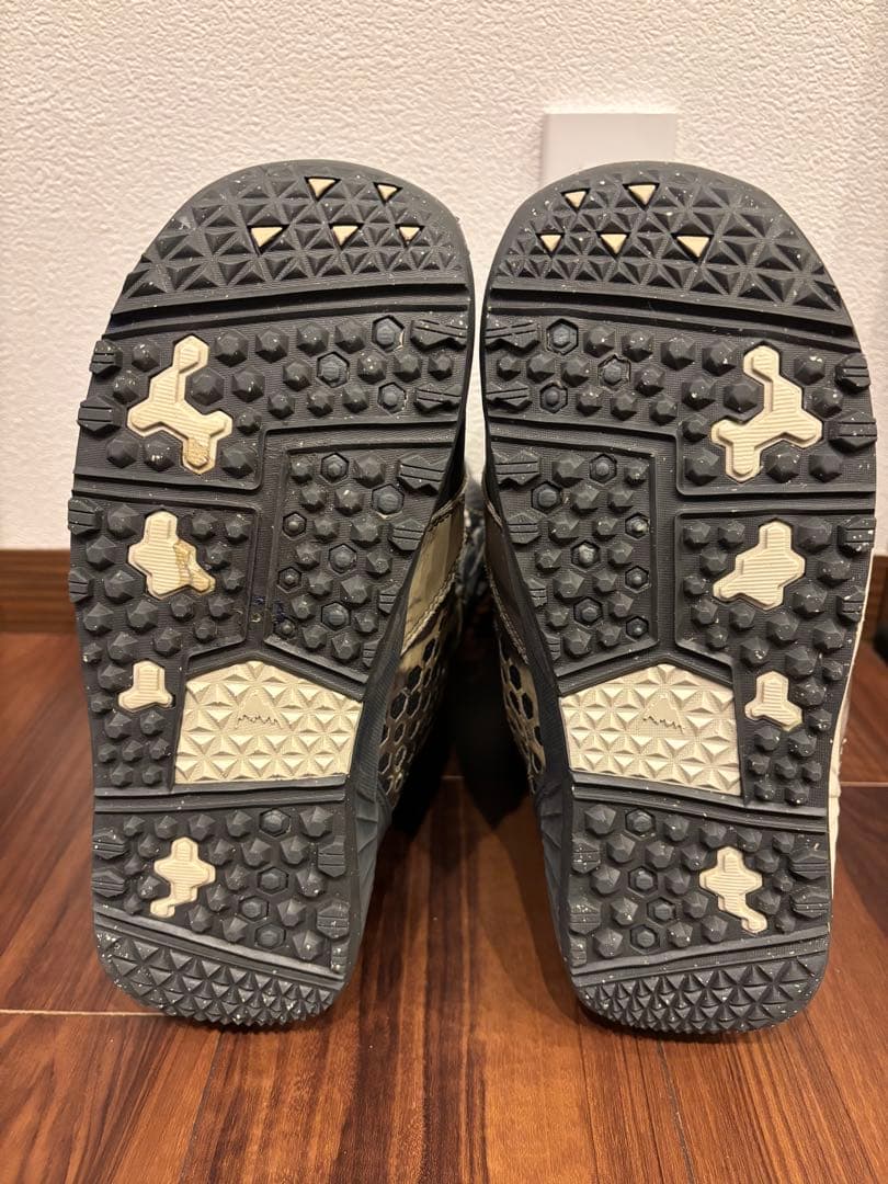 まんばん　BURTON ION AF アイオン　7インチ 25.０cm