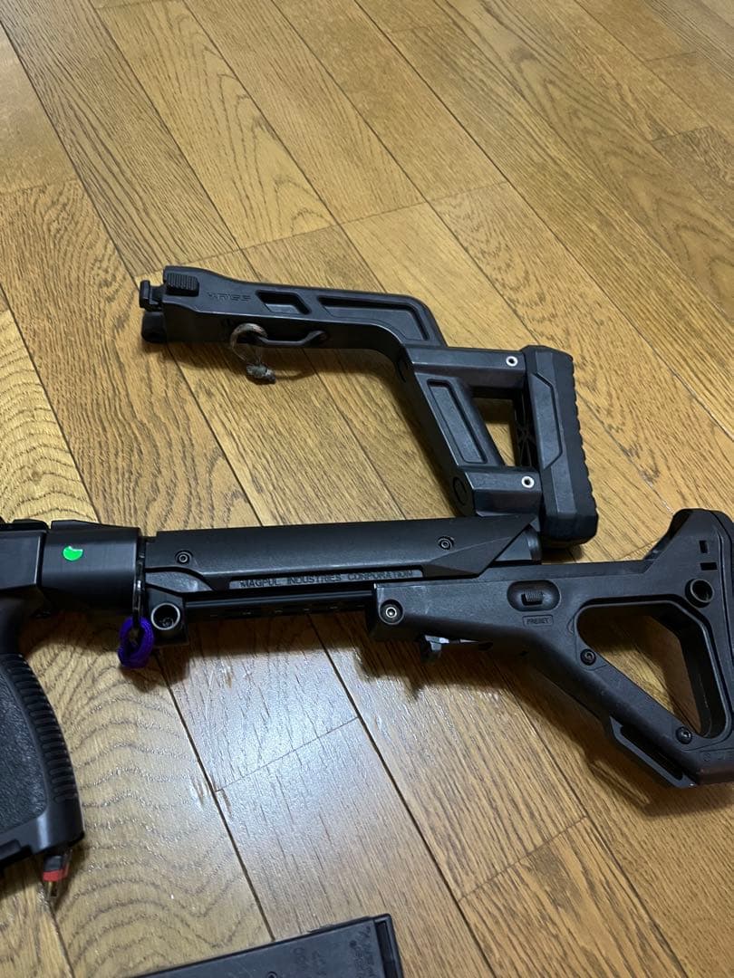 電動トイガン ブラック 調整可能m4ストック付き　クリスベクター　美品