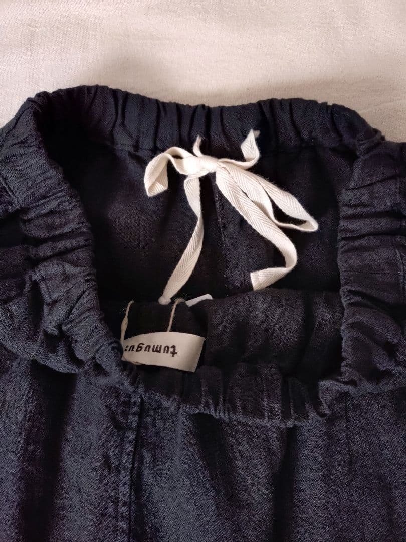 ツムグ ソリトリネン8分丈パンツ 黒 未使用品