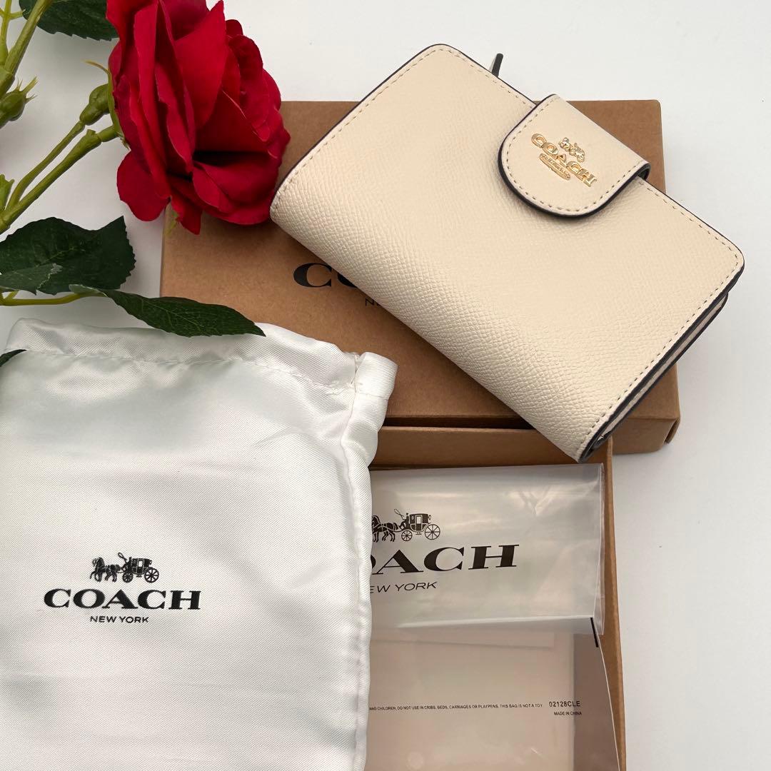 ✨極美品✨ COACH コーチ 二つ折り財布 ホワイト ブラウン【未使用級】
