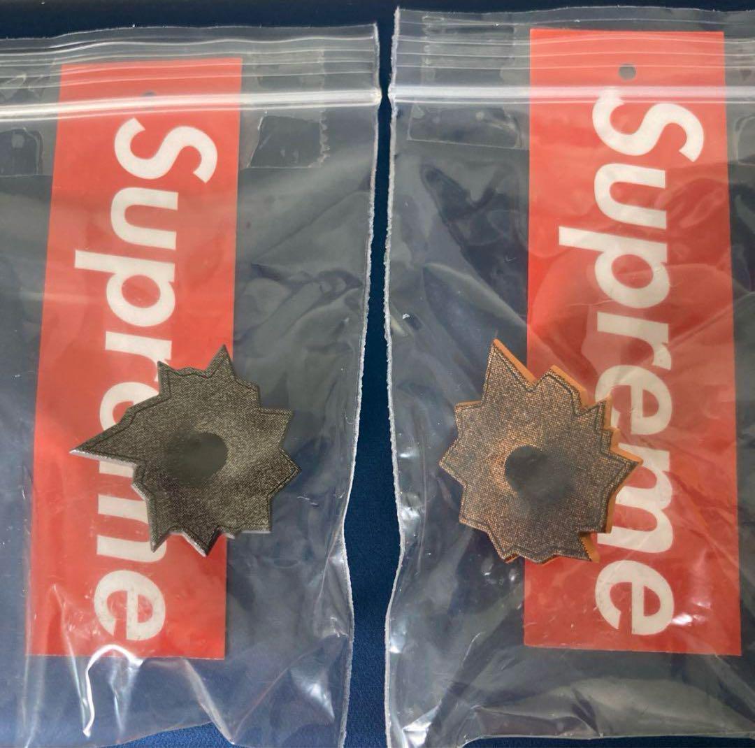 Supreme Bullet Hole Pin 2個セット