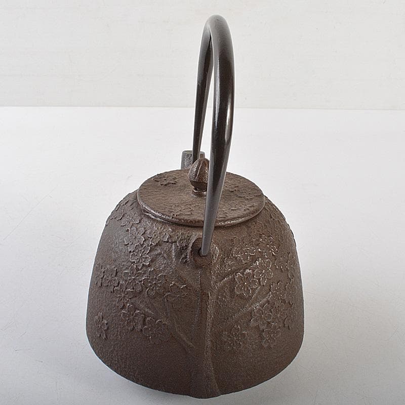 煎茶道具　南部鉄器　桜文　鉄瓶　鉄壷　D　R7155