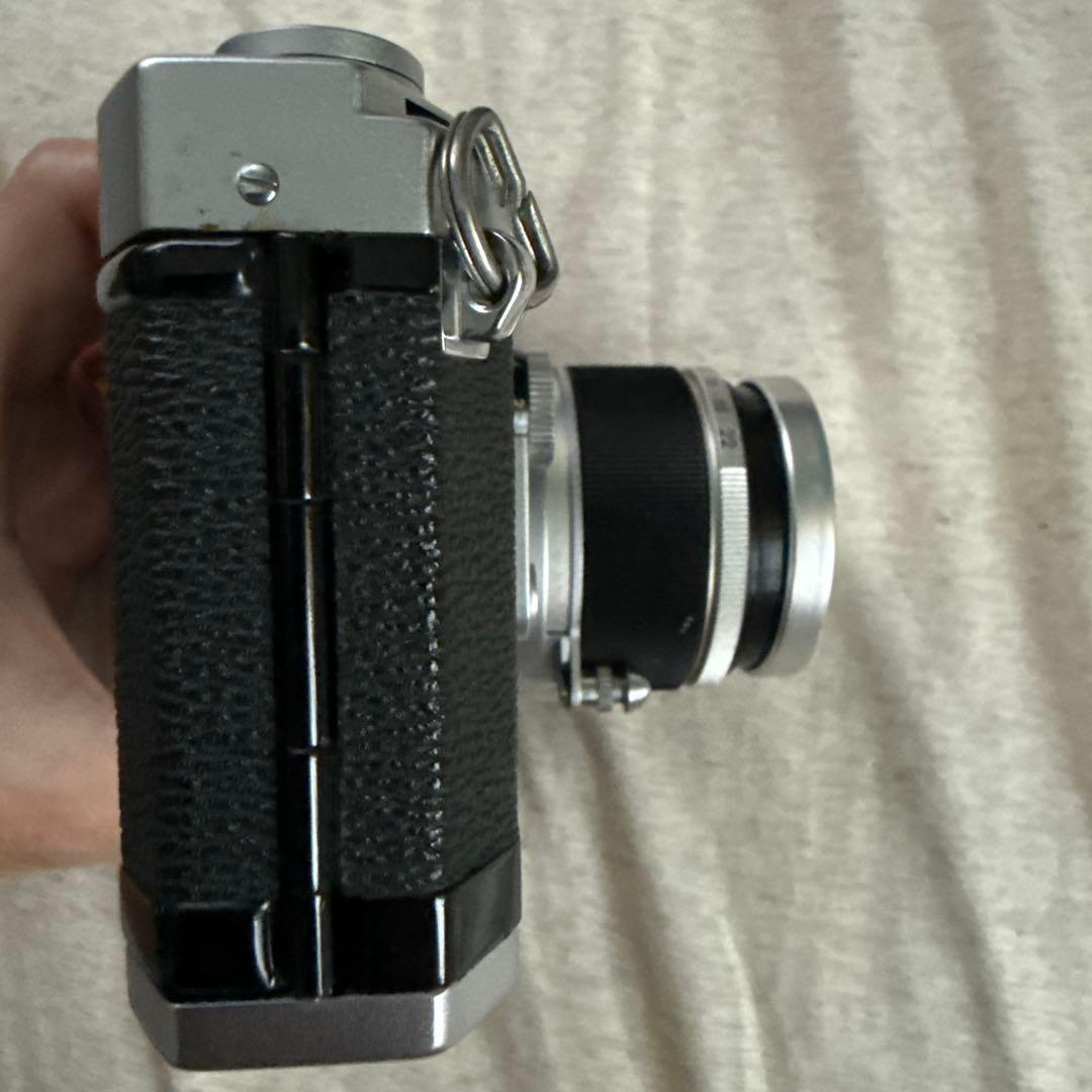 canon カメラ　カバーあり