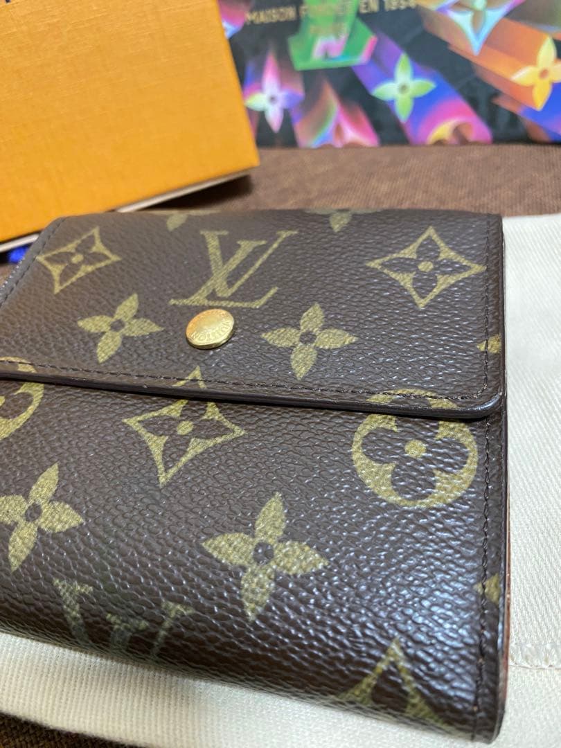 ルイヴィトン ポルトフォイユ エリーズ 折り財布 カード