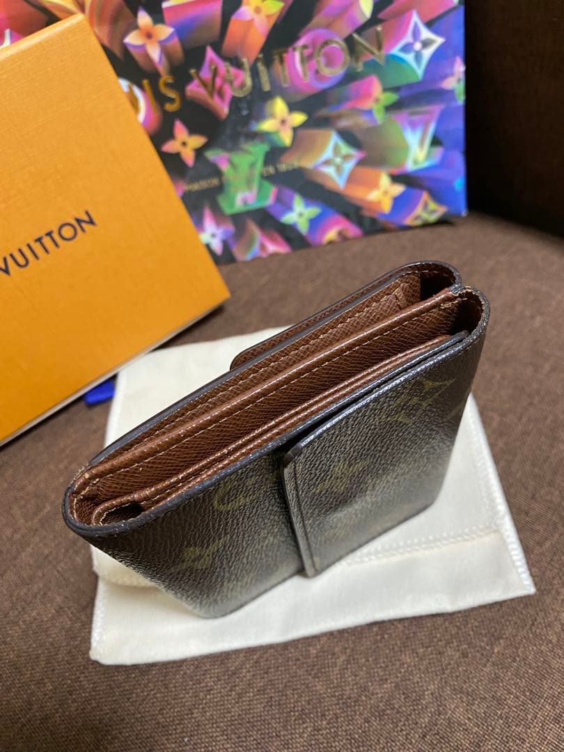 ルイヴィトン ポルトフォイユ エリーズ 折り財布 カード