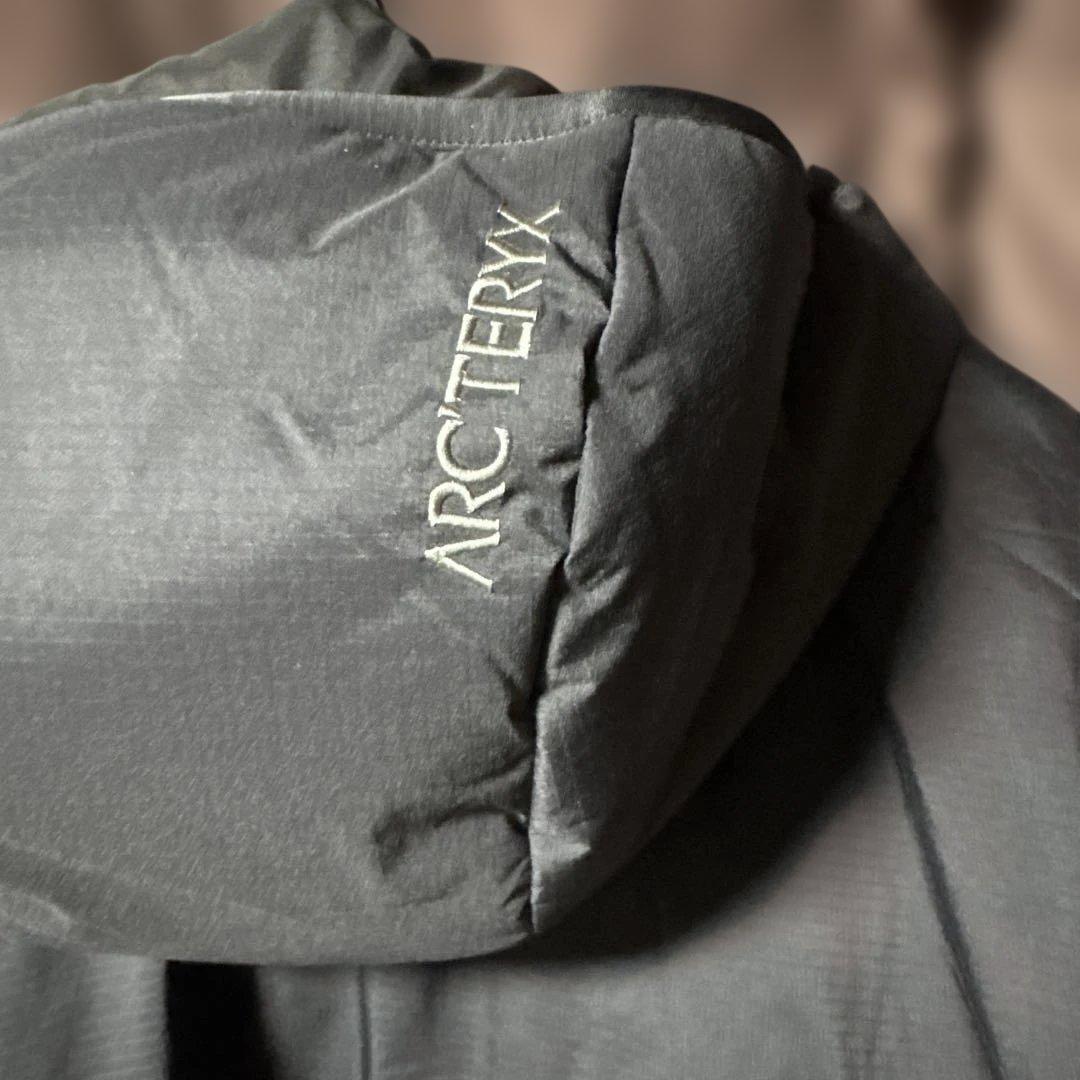 正規2025/2026 新モデル アークテリクス Atom SV Hoody M