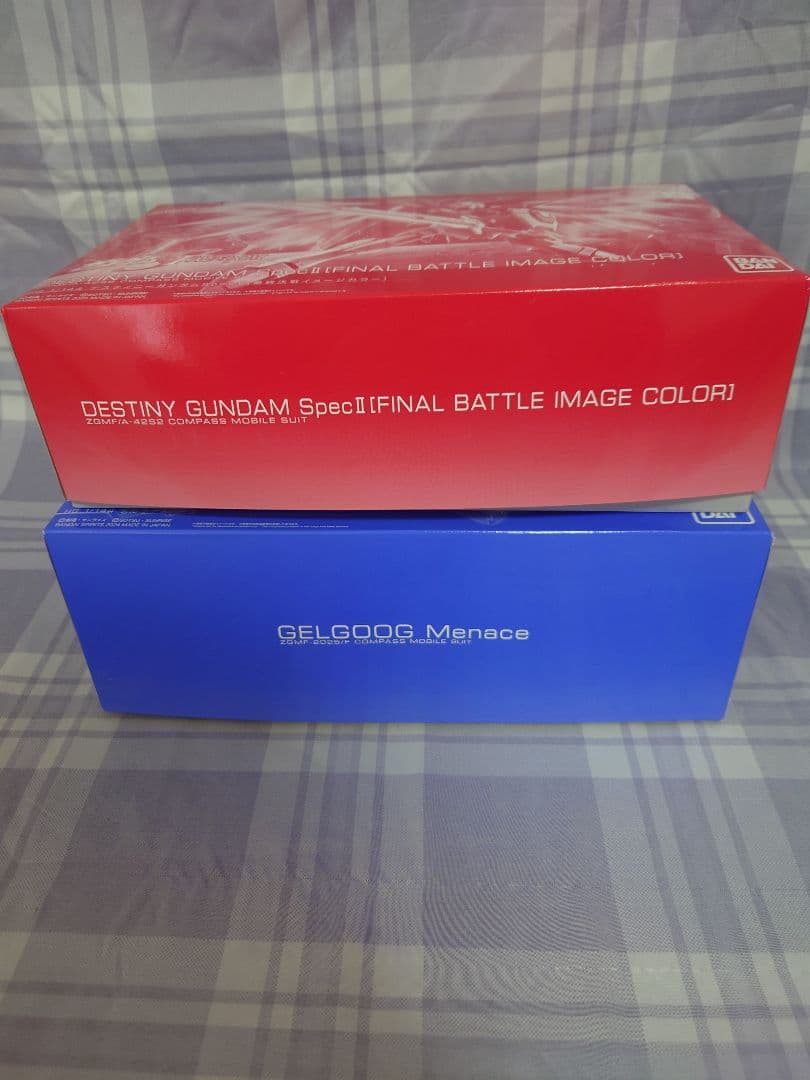 デスティニーガンダムSpecII [最終決戦イメージカラー]＆ゲルググメナース