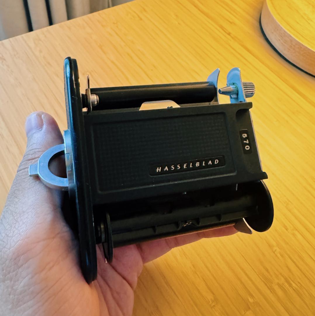 フィルムカメラ Hasselblad 500C/M + Carl Zeiss 80mm 2.8
