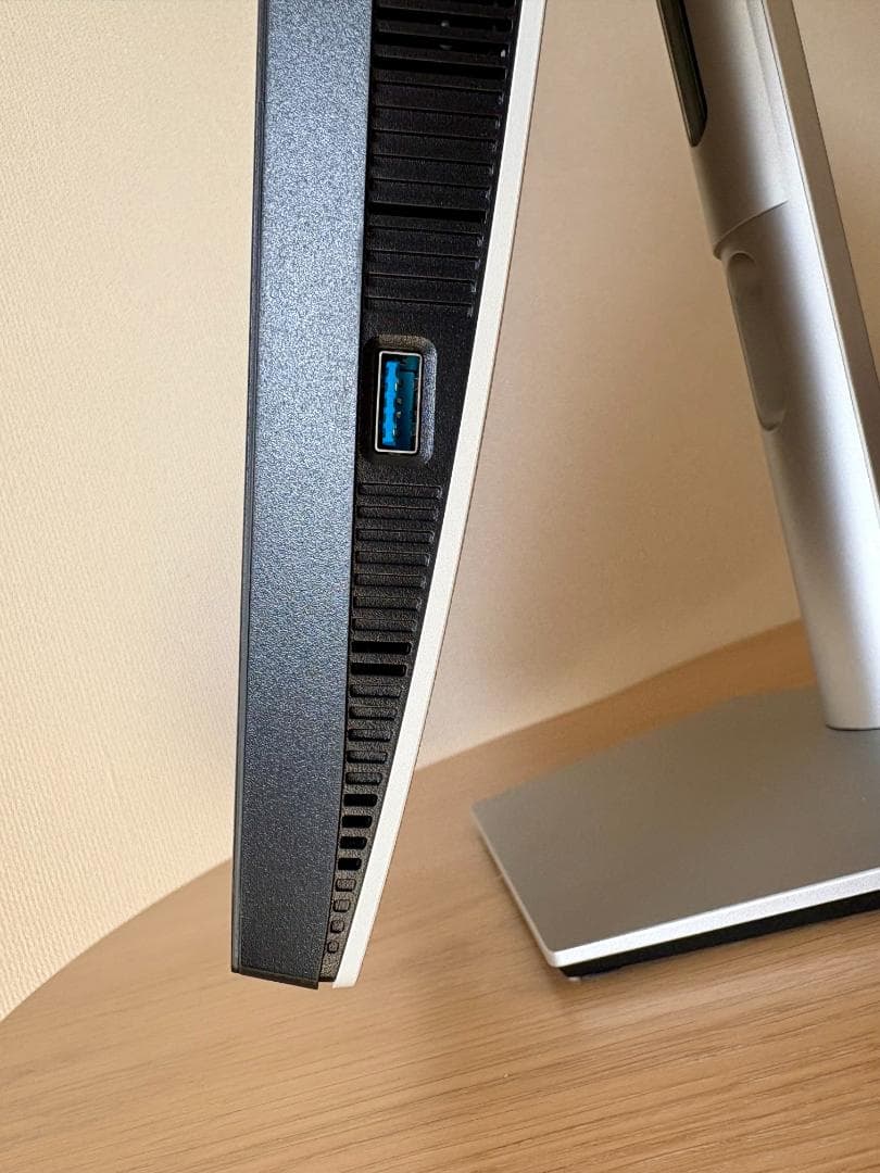 Dell S2722DC 27インチ モニター QHD/IPS/USB-C