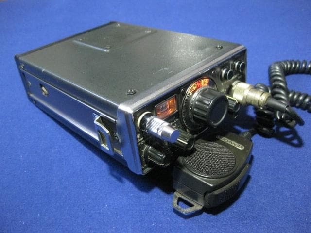 TRIO/KENWOOD TR-2300 144MHz FM トランシーバー