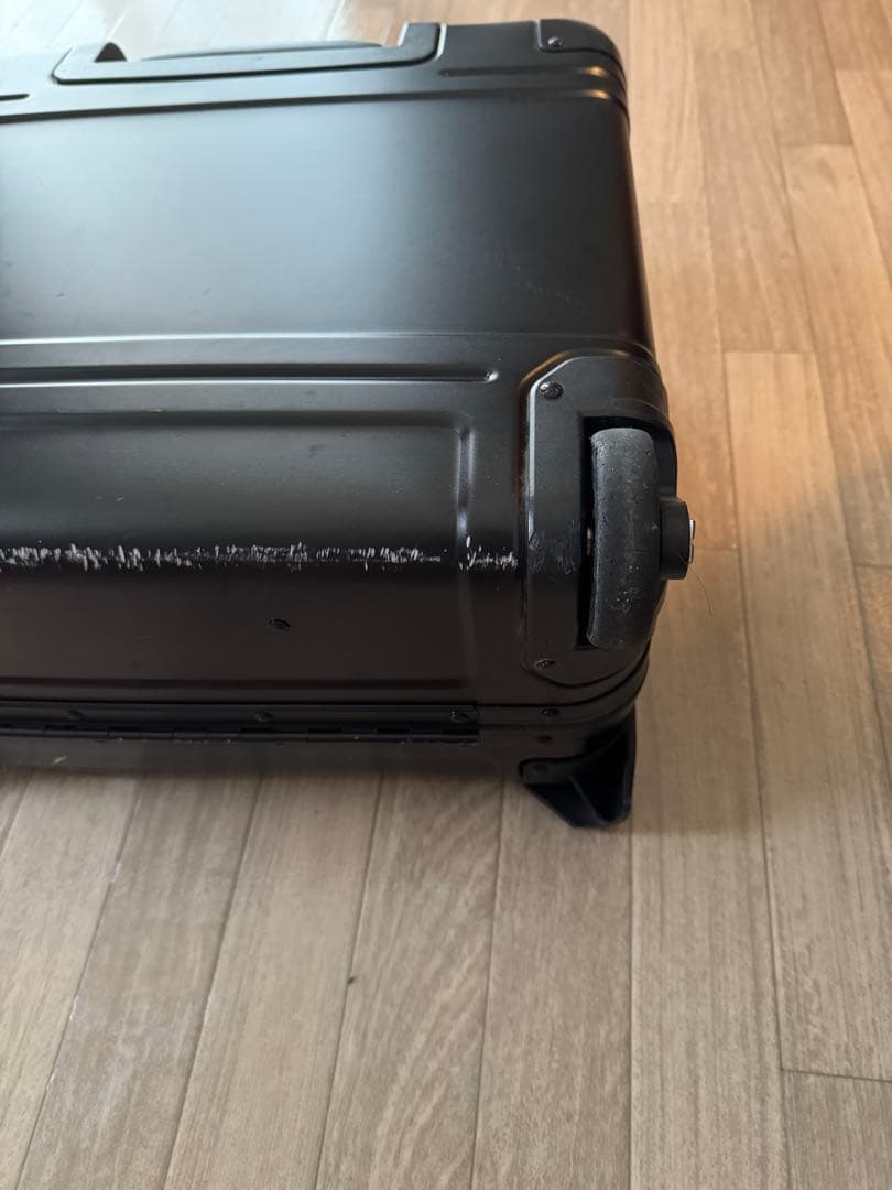 ZERO HALLIBURTON アルミニウムキャリーケース ブラック