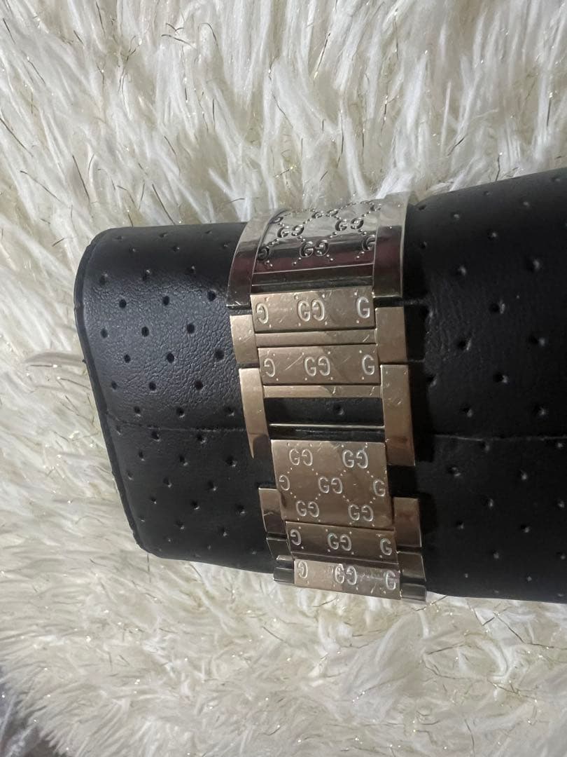 GUCCI バングル時計