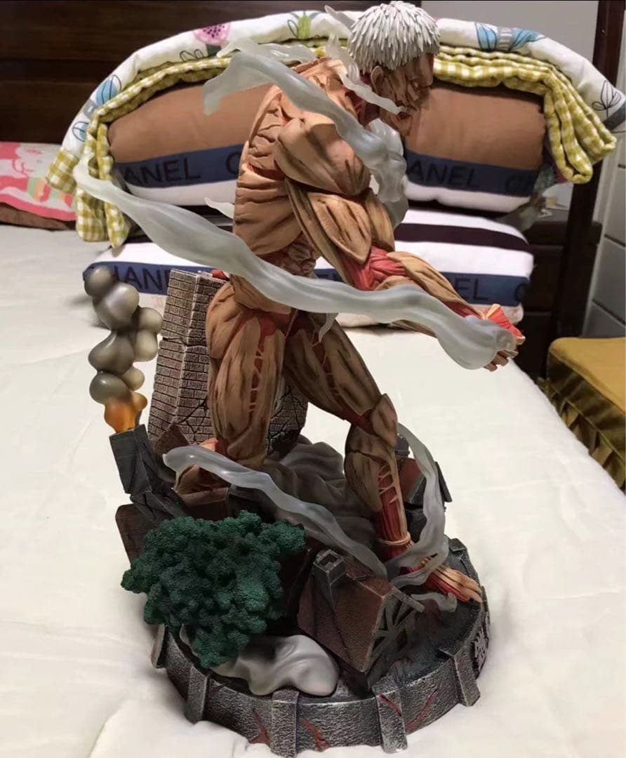 進撃の巨人 獣の巨人 鎧の巨人 ガレージキット ガレキ スタチュー②