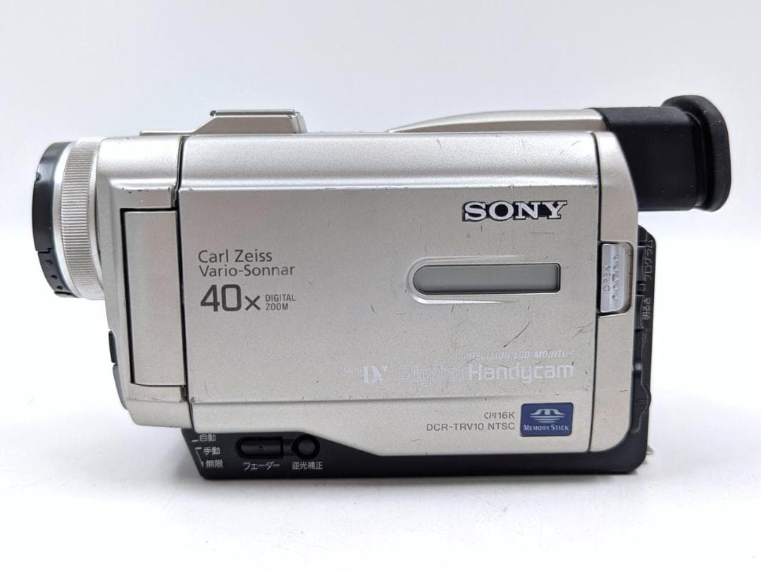 miniDVのダビングに！ SONY ビデオカメラ DCR-TRV10 03