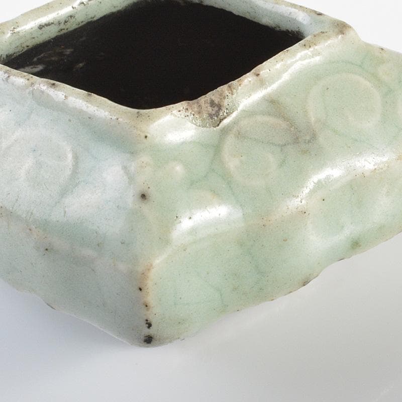 中国　龍泉窯　粉青釉　陰刻唐草文　水孟　C　R6400