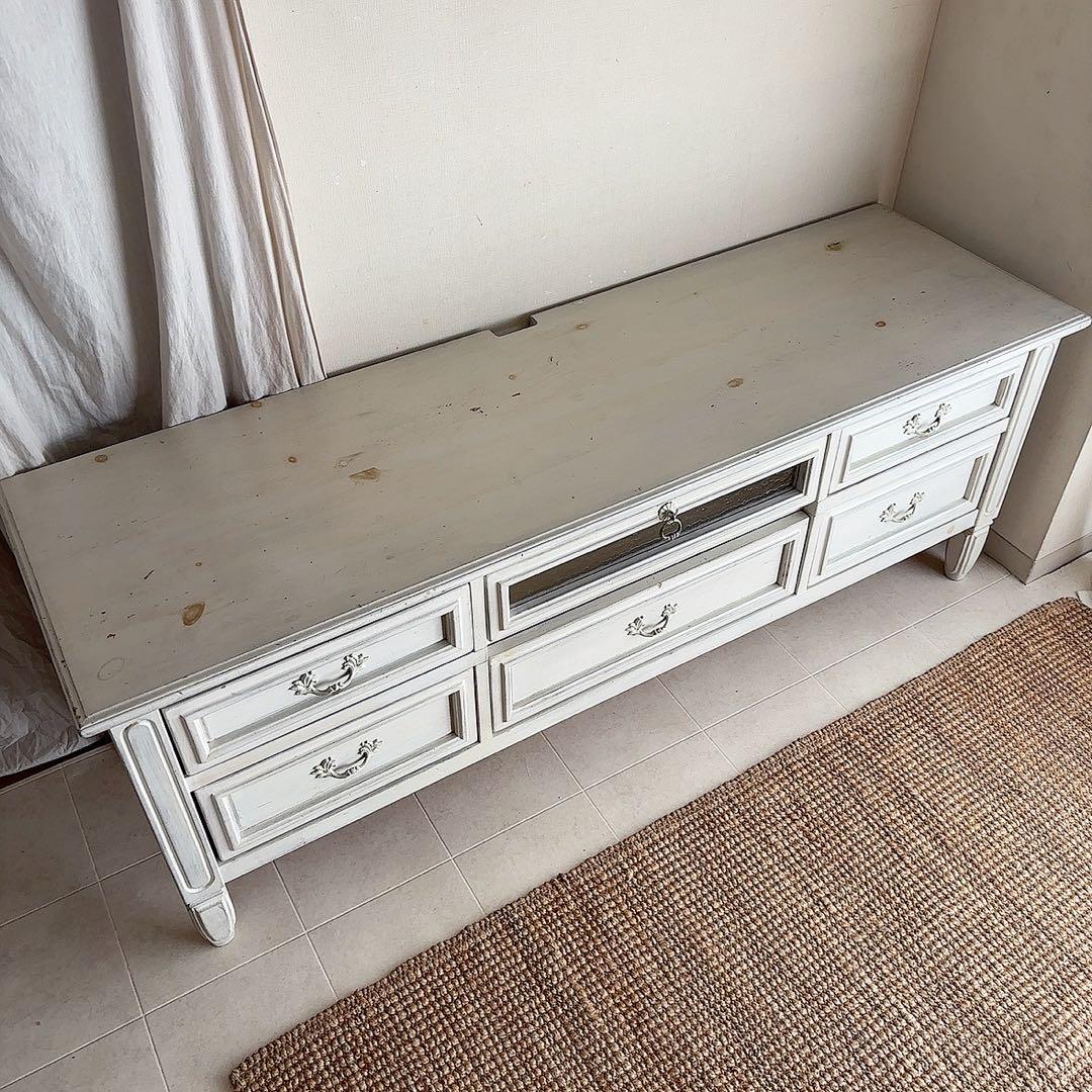 rira♡　直接配送 アンティーク　白家具　テレビ台　フレンチシャビー