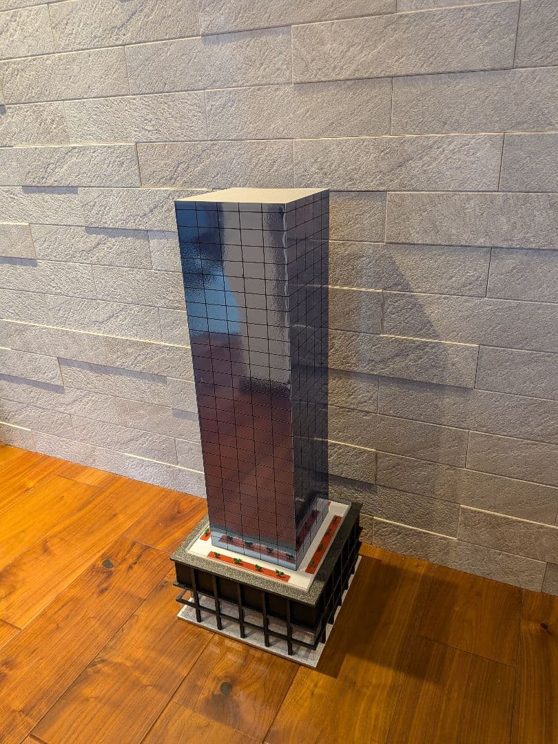 Nゲージ　自作ストラクチャー　高層オフィスビル　熱線反射ガラス風仕様　ジオラマ