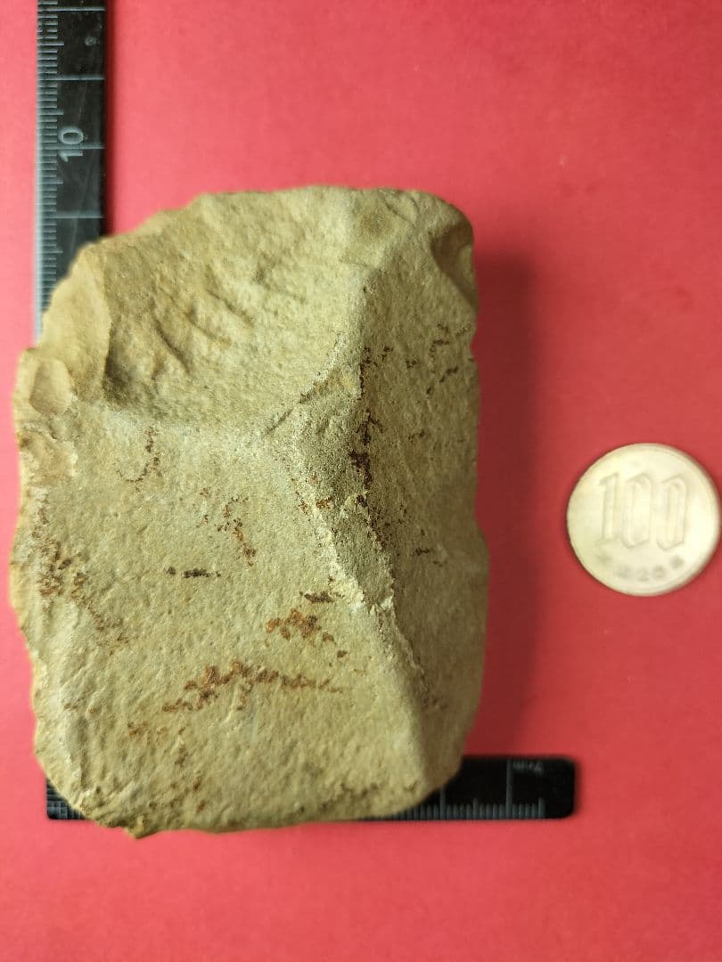 半磨製石器 (出土品) 握斧？旧石器時代 約95㍉×60㍉×20㍉180g