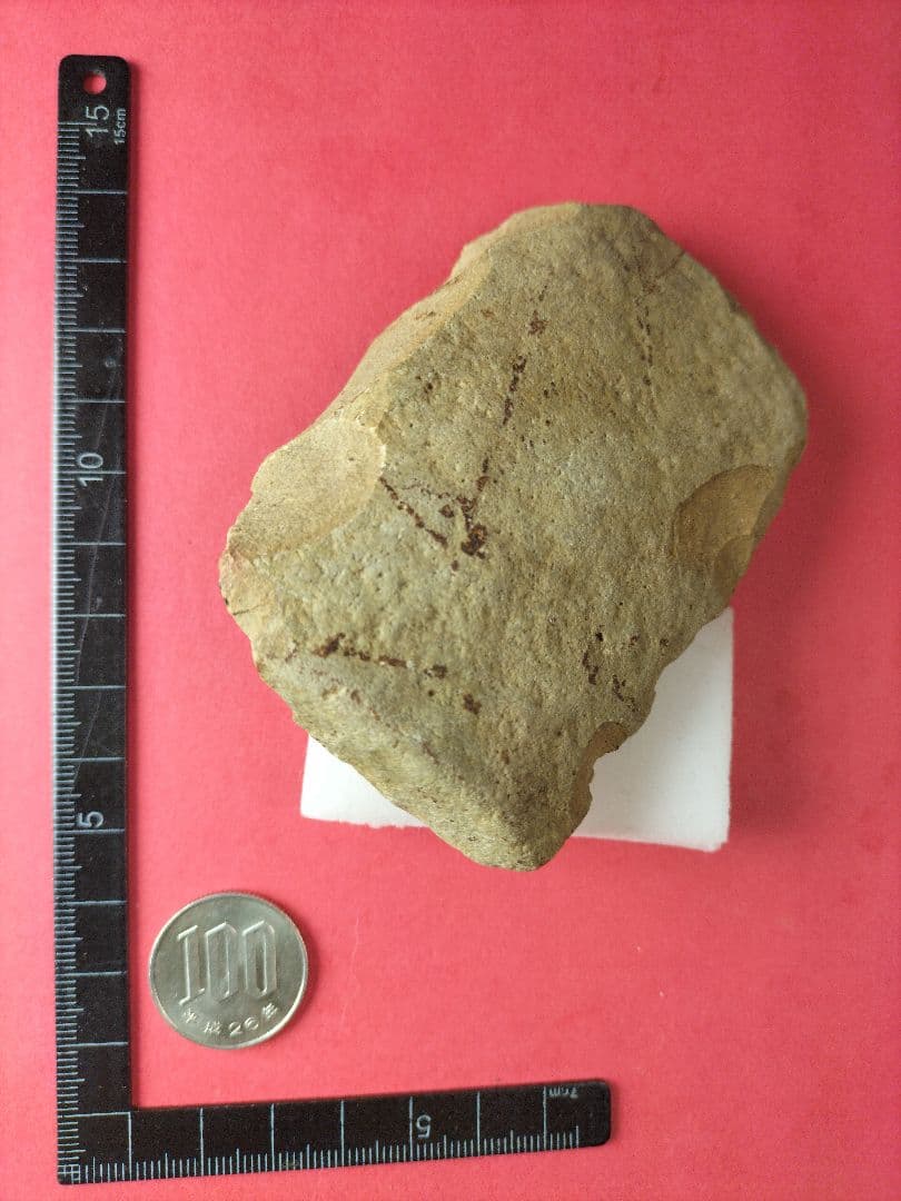 半磨製石器 (出土品) 握斧？旧石器時代 約95㍉×60㍉×20㍉180g