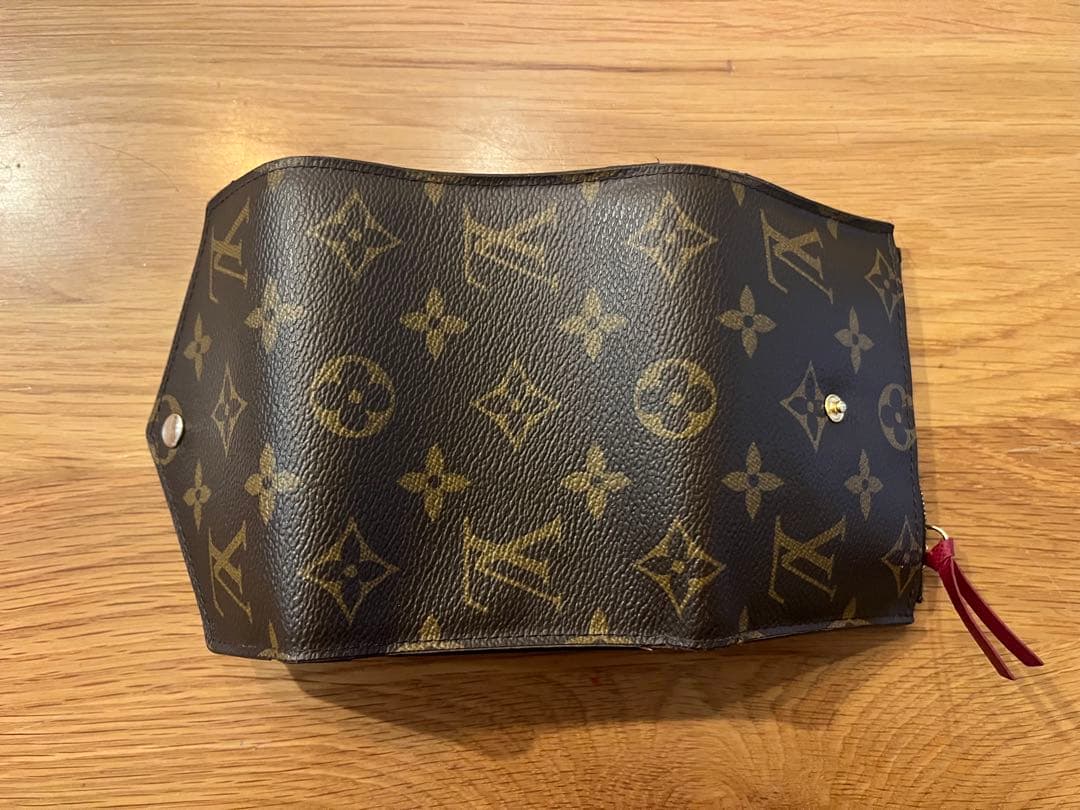 Louis Vuitton モノグラム ヴィクトリーヌ三つ折り財布