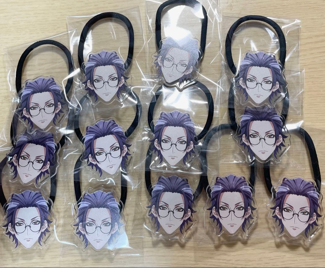 躑躅森盧笙 おかおヘアゴム