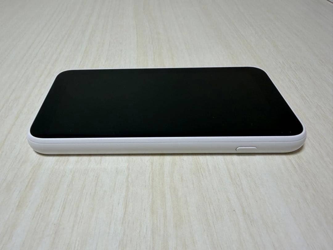 Galaxy 5G Mobile Wi-Fi 本体