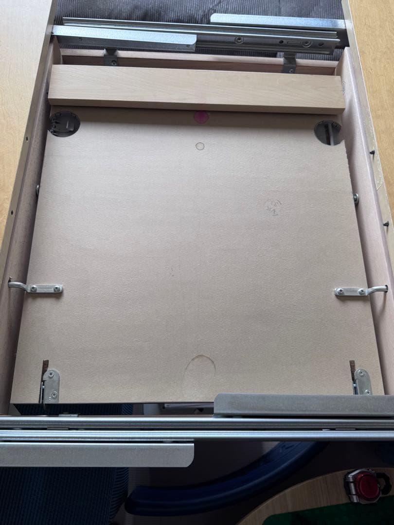 IKEA IKEA 丸テーブル 伸縮テーブル BJURSTA