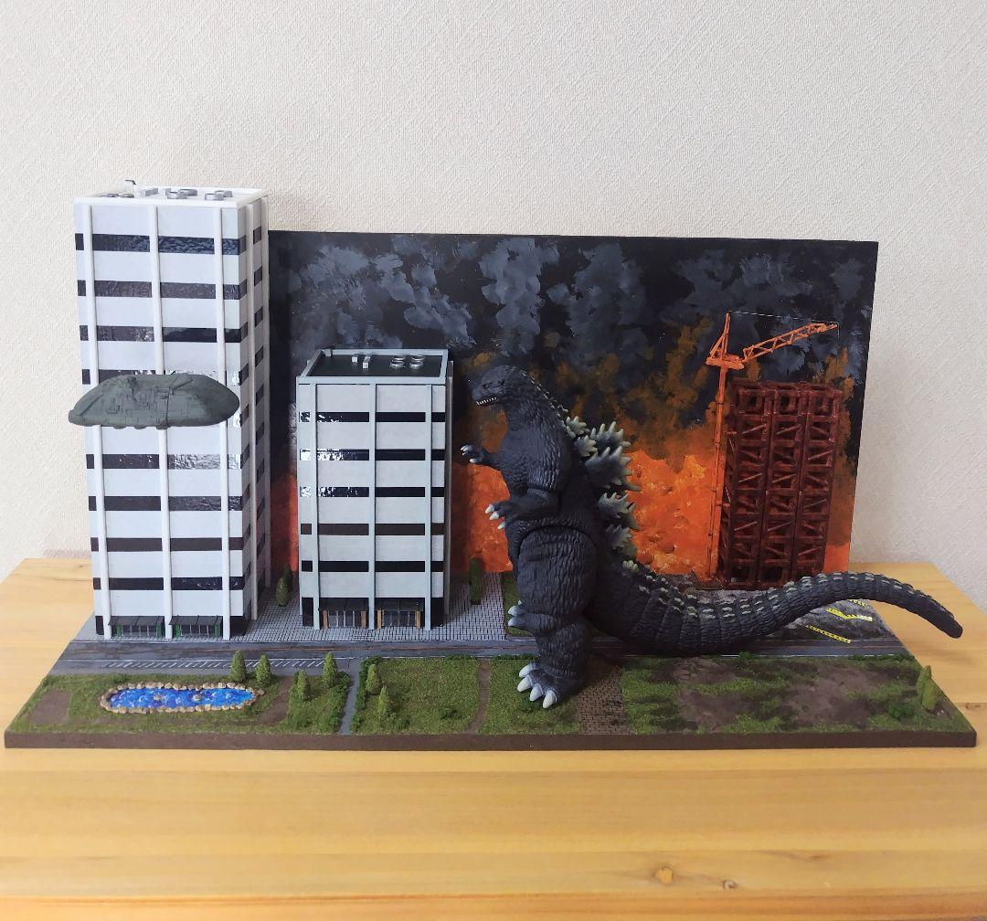 ジオラマ模型　ゴジラvsスーパーX2！