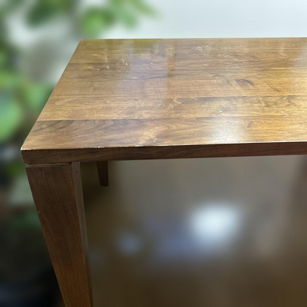 ダイニングテーブル