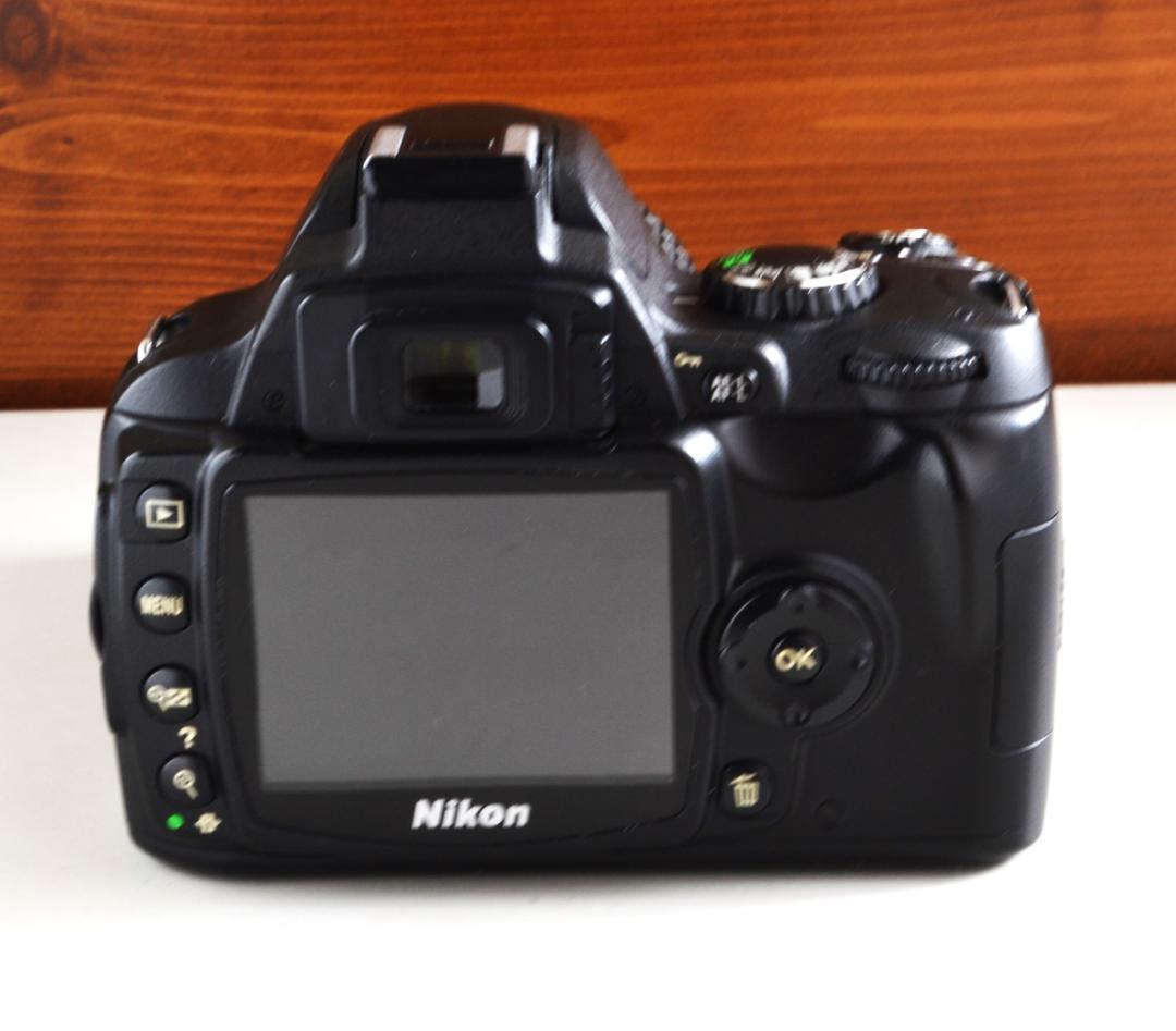 小さい軽い Nikon D40xデジタル一眼レフカメラ 綺麗簡単スマホへ転送可