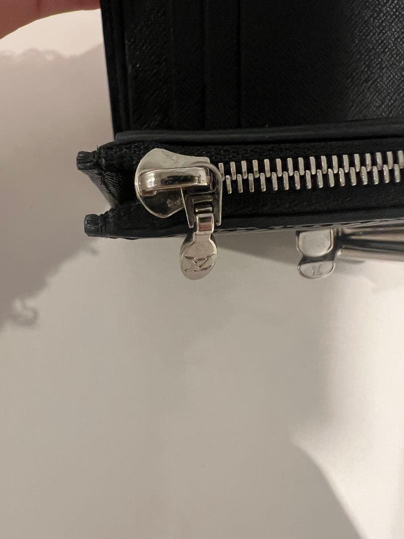 ルイ・ヴィトン（Louis Vuitton） ポルトフォイユツイスト財布